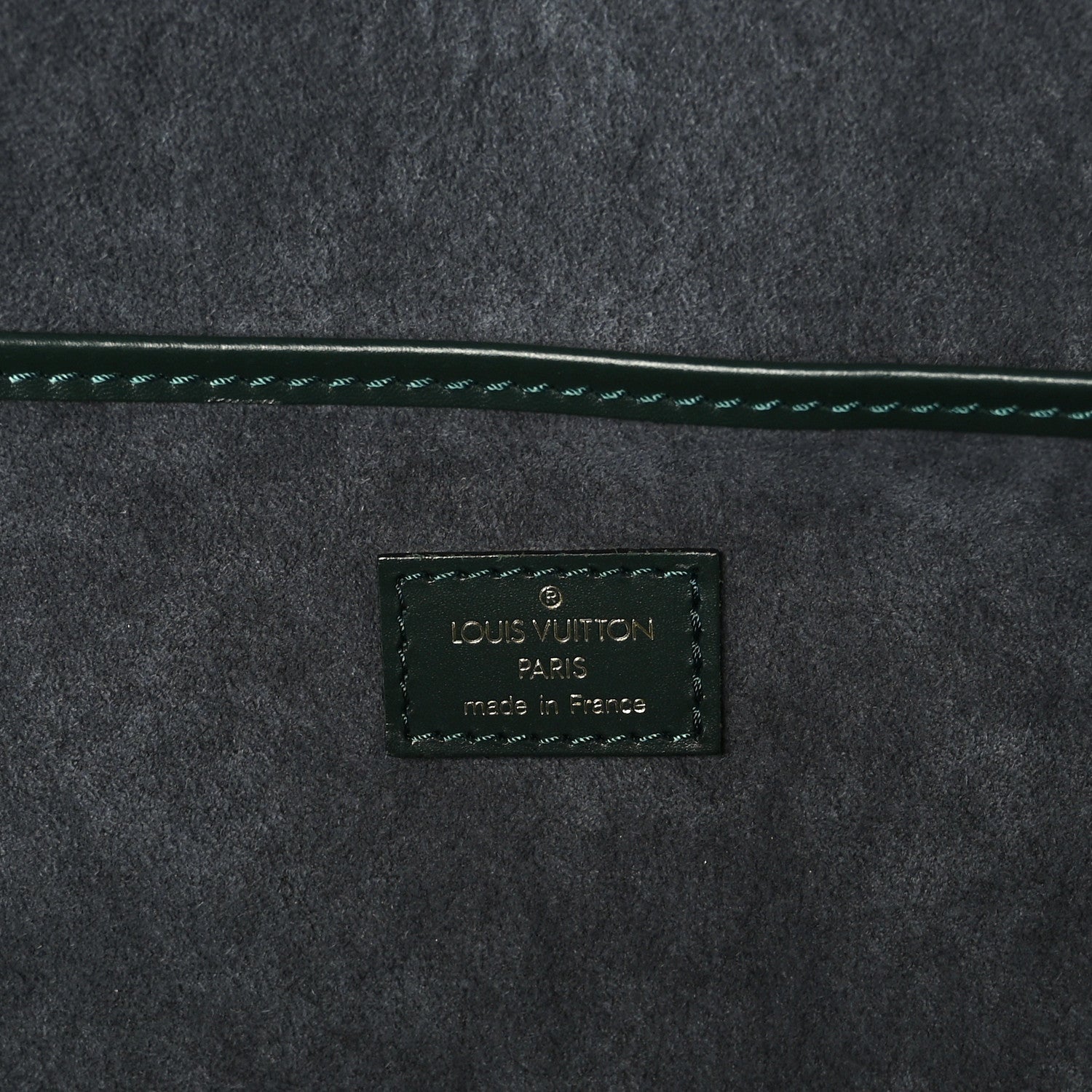 Louis Vuitton Taiga Helanga 1 Poche Epicea 6 of 9