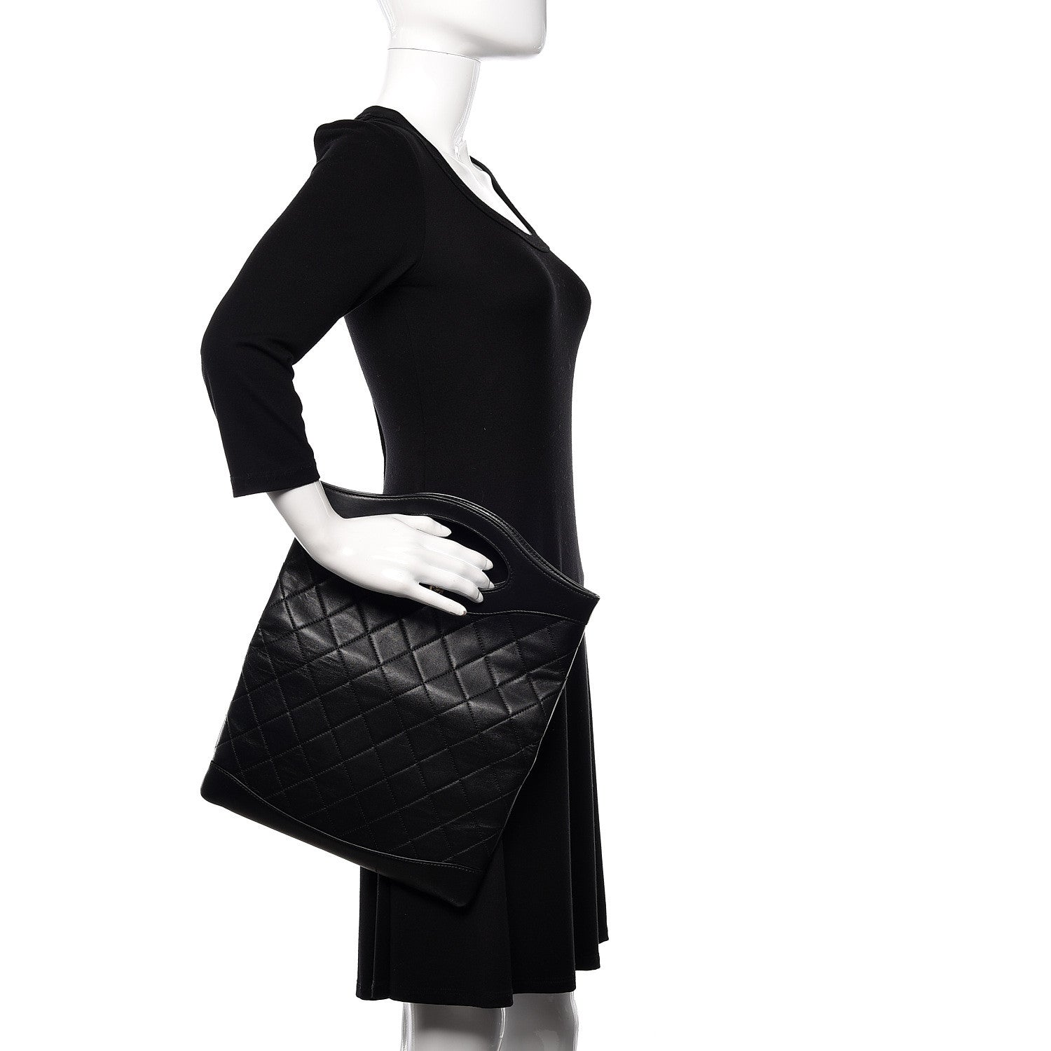 Chanel Lambskin 31 Clutch Black 2 of 11