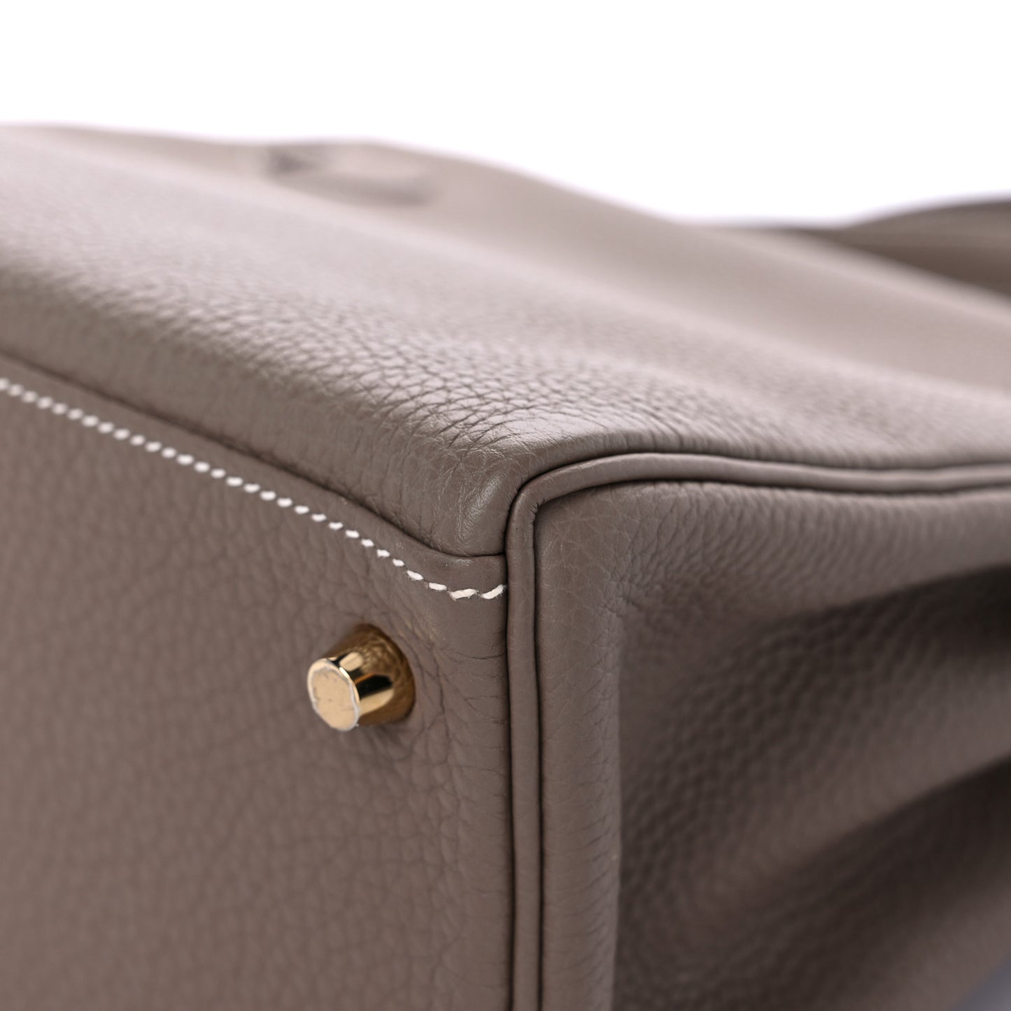 Togo Kelly Retourne 28 Etoupe