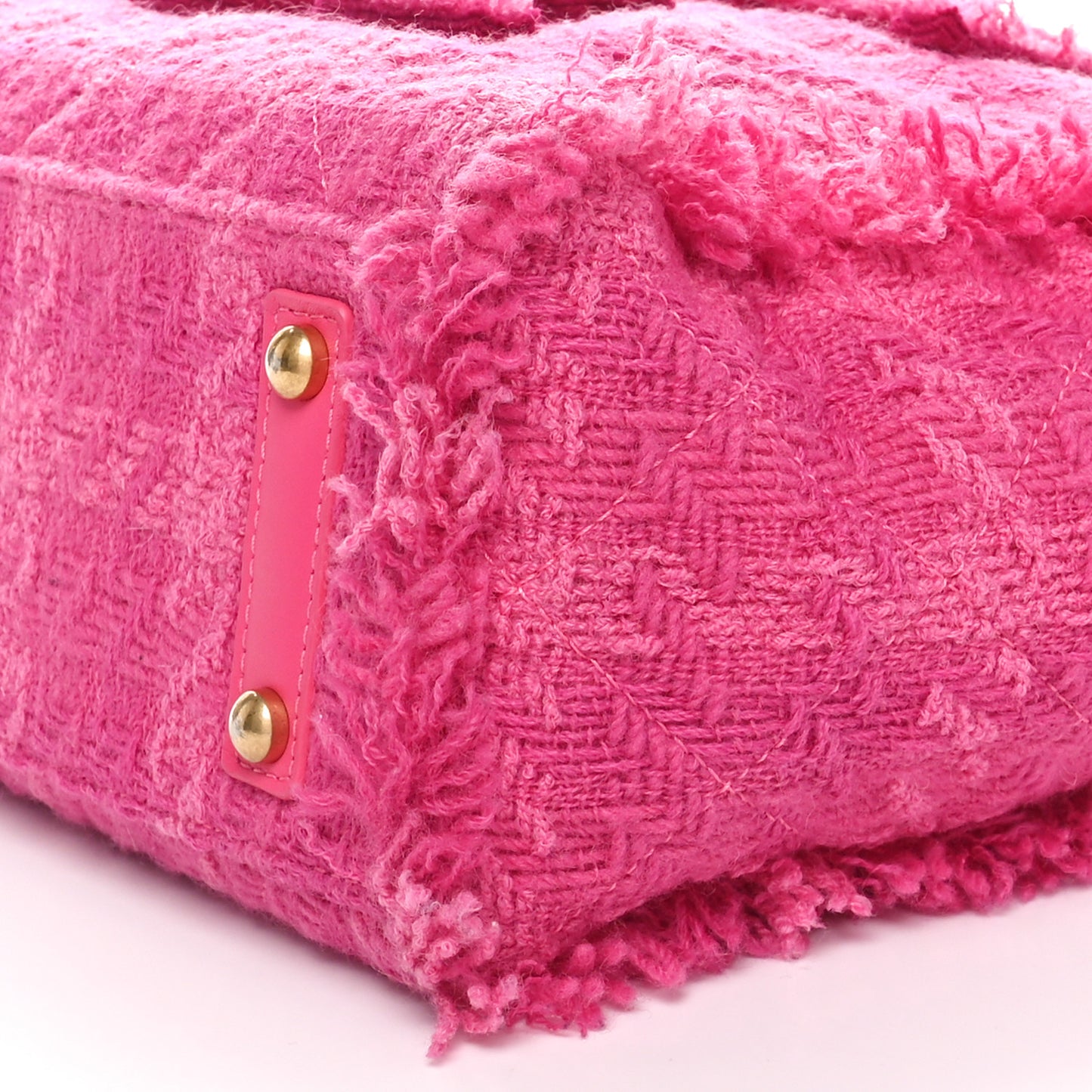 Wool Tweed Medium Zipped Shopping Tote Pink
