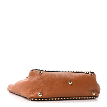 Valentino Garavani Pebbled Calfskin Medium Rockstud Tote Light Cuir 4 of 10