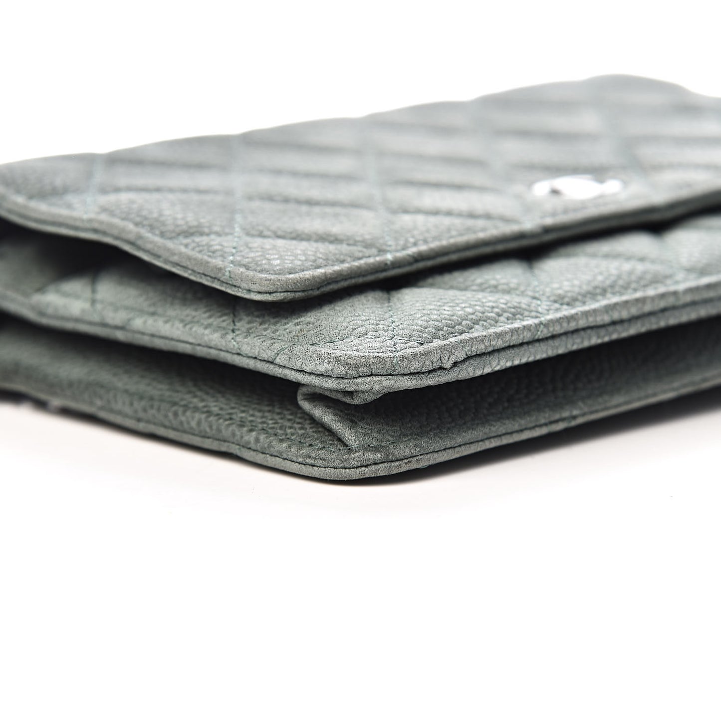 Iridescent Caviar Quilted Wallet On Chain WOC Green