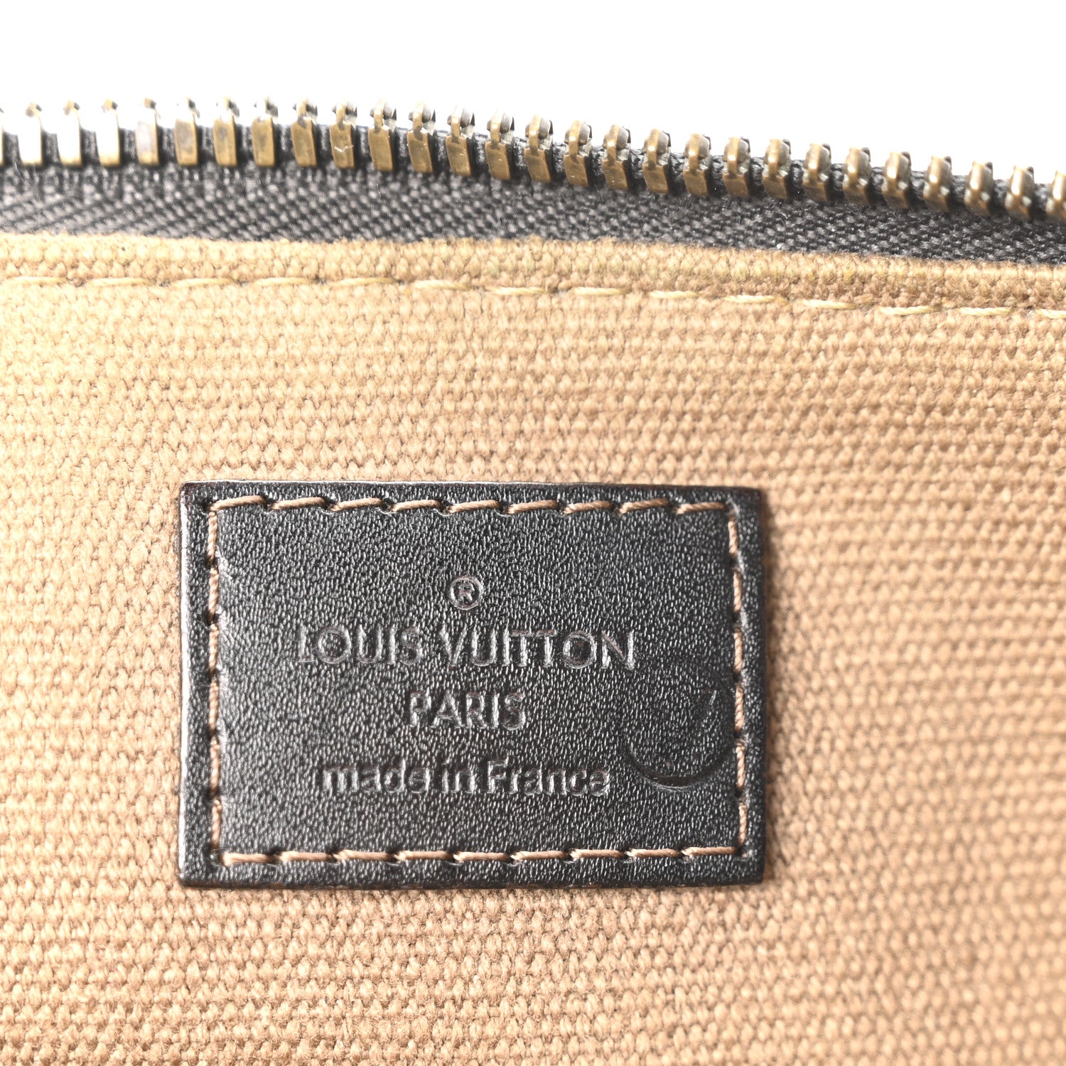 Louis Vuitton Utah Pochette Shawnee Cafe 6 of 9