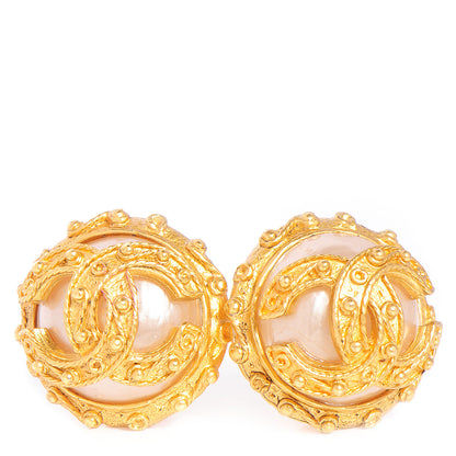 Chanel Pearl CC Clip On Earrings Gold 1 of 5