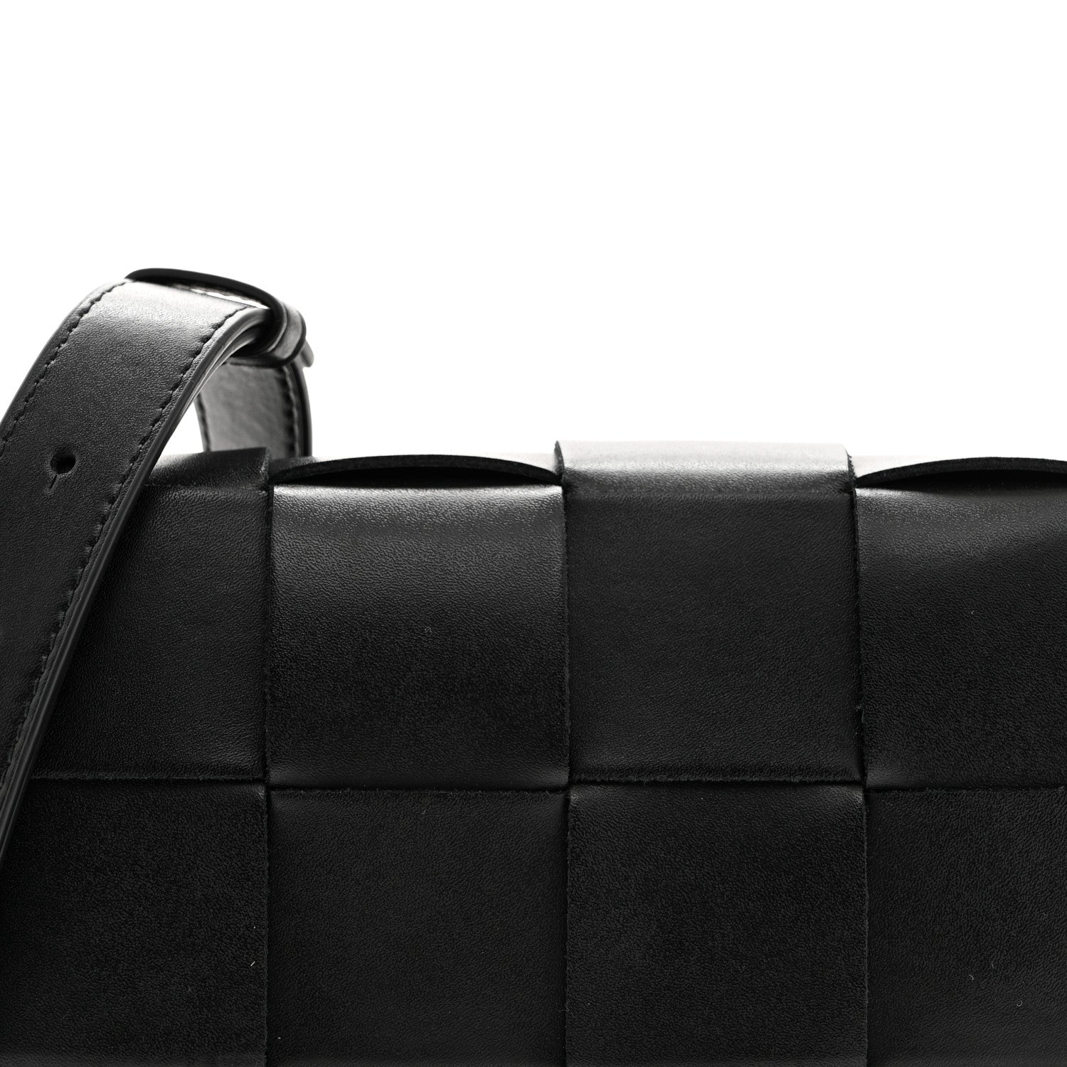 Bottega Veneta Nappa Maxi Intreccio The Belt Cassette Bag Black 6 of 8
