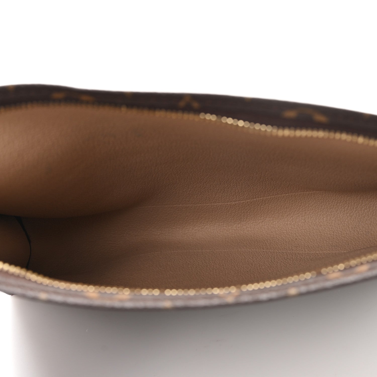 Louis Vuitton Monogram Toiletry Pouch 26 5 of 6