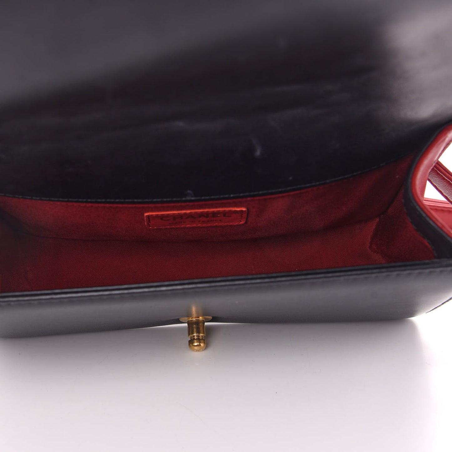 Lambskin Quilted Medium Boy Flap Dark Red Black