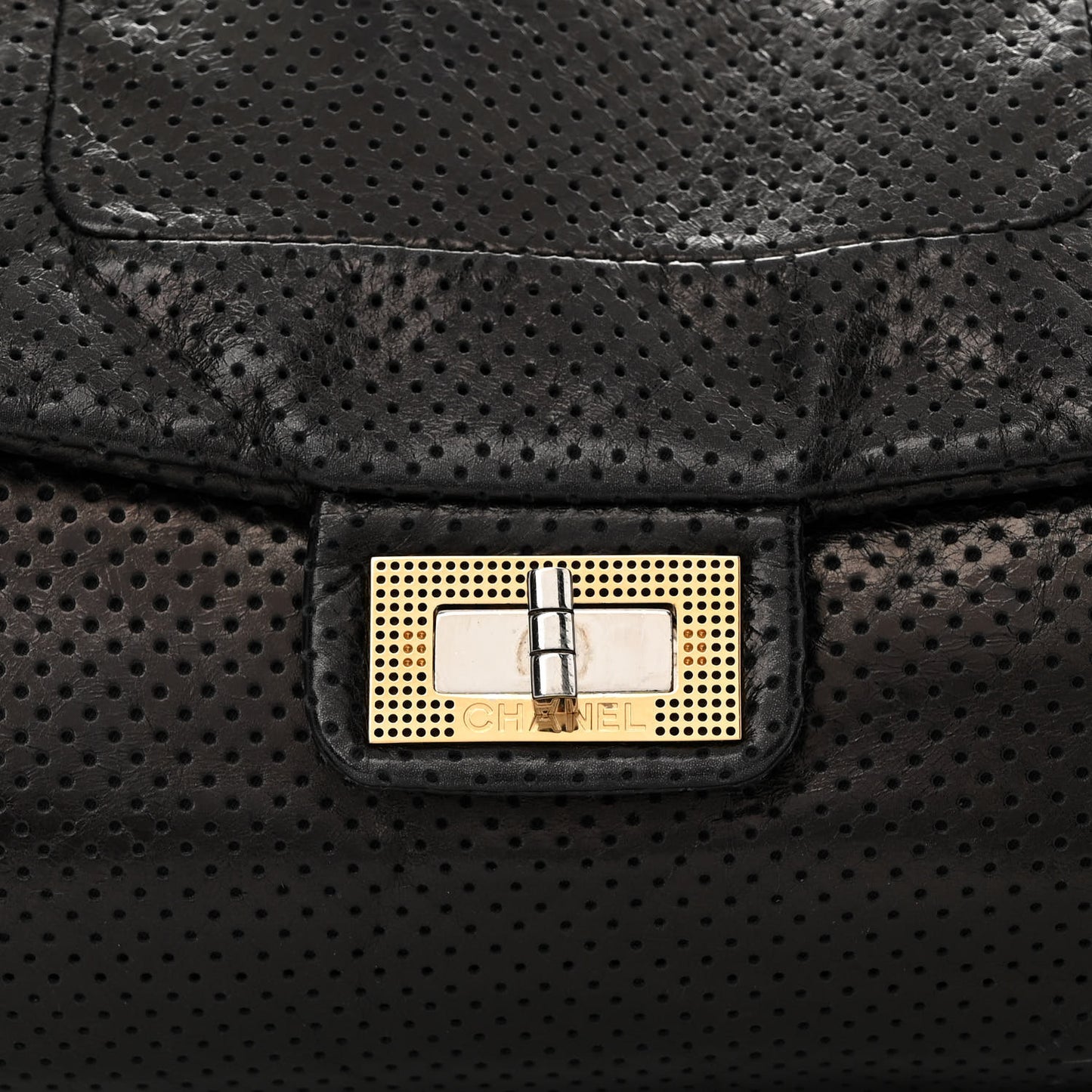 Calfskin Perforated Large Drill Accordion Flap Black