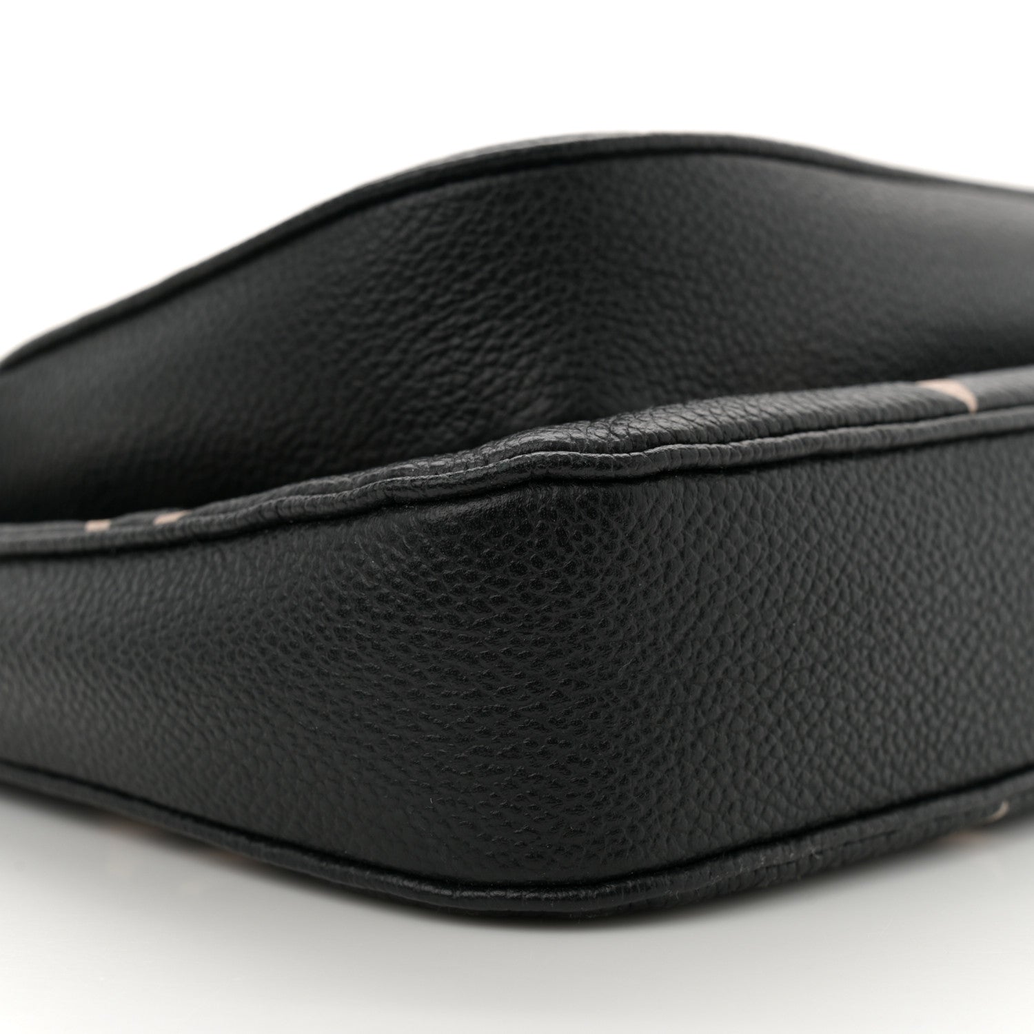 Louis Vuitton Empreinte Monogram Giant Multi Pochette Accessories Black Beige 8 of 9