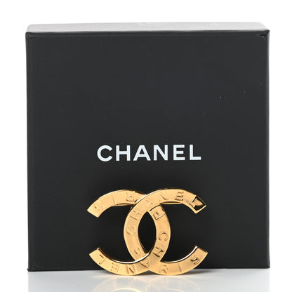 Chanel Metal Paris Button CC Large Brooch Gold 5 of 5