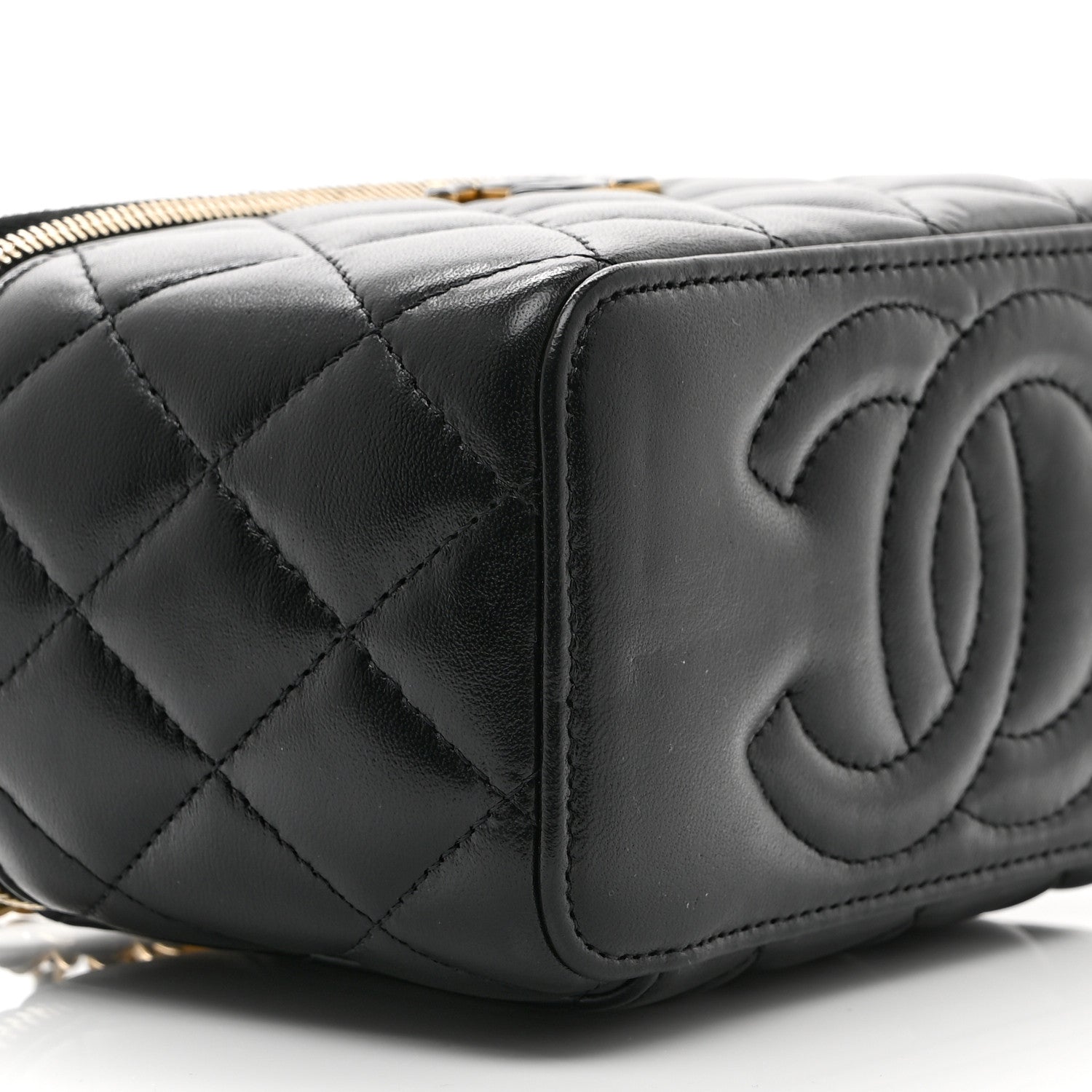 Chanel Lambskin Enamel Quilted Small Vanity Case With Chain Black 9 of 10