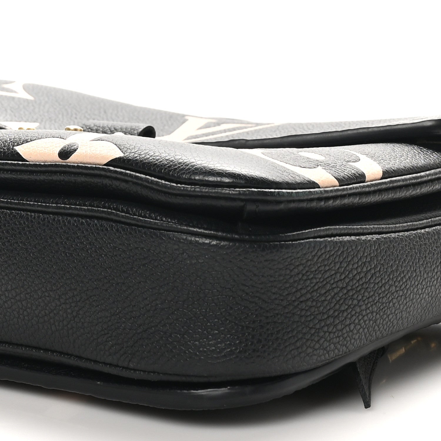 Louis Vuitton Empreinte Monogram Giant Pochette Metis Black Beige 9 of 9