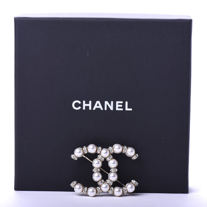 Chanel Pearl Crystal Nefertiti CC Brooch Gold 5 of 5