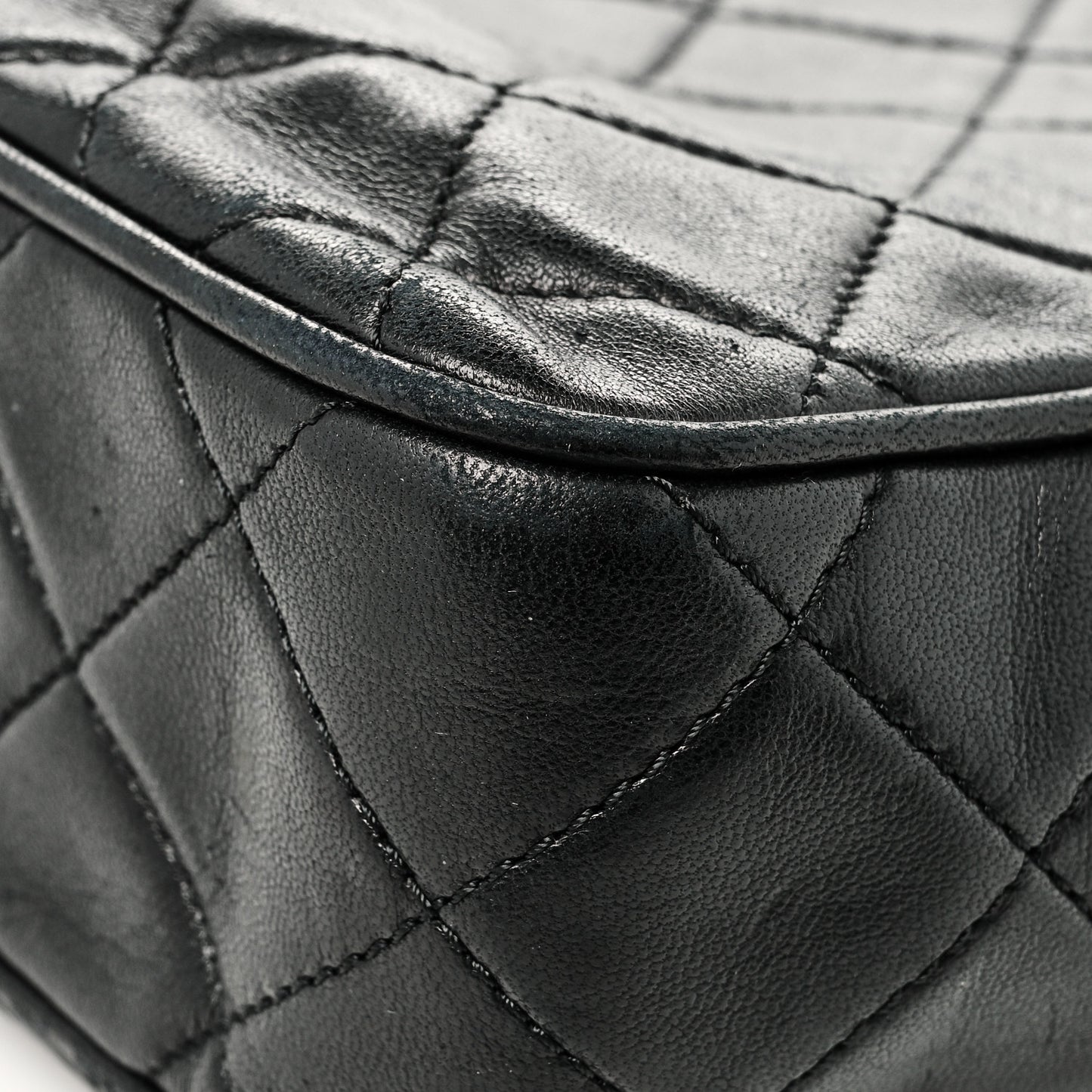 Lambskin Quilted CC Tassel Camera Case Black