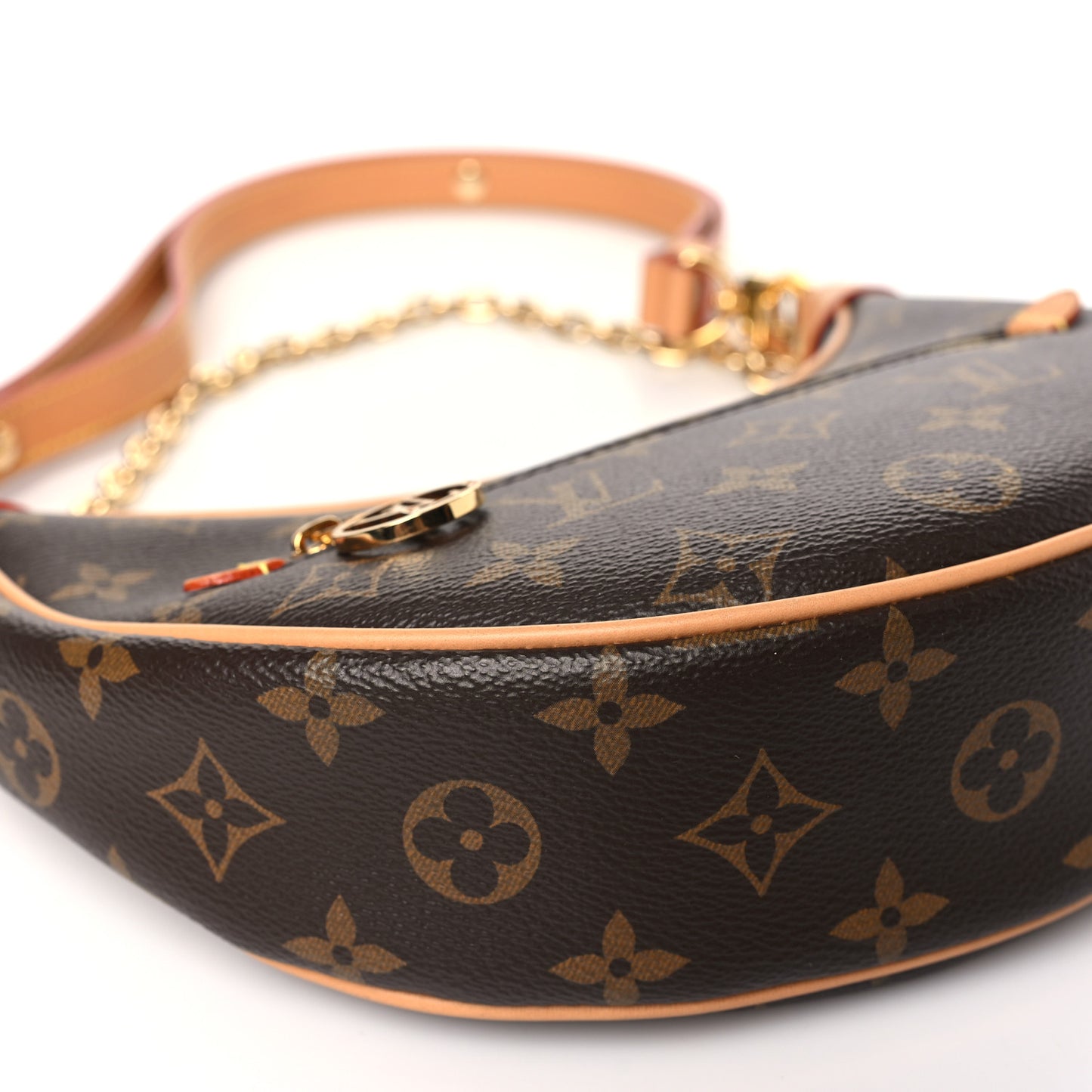 Monogram Loop