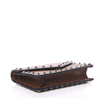 Valentino Garavani Pebbled Calfskin Rockstud Envelope Wallet on Chain Bright Cognac 3 of 8
