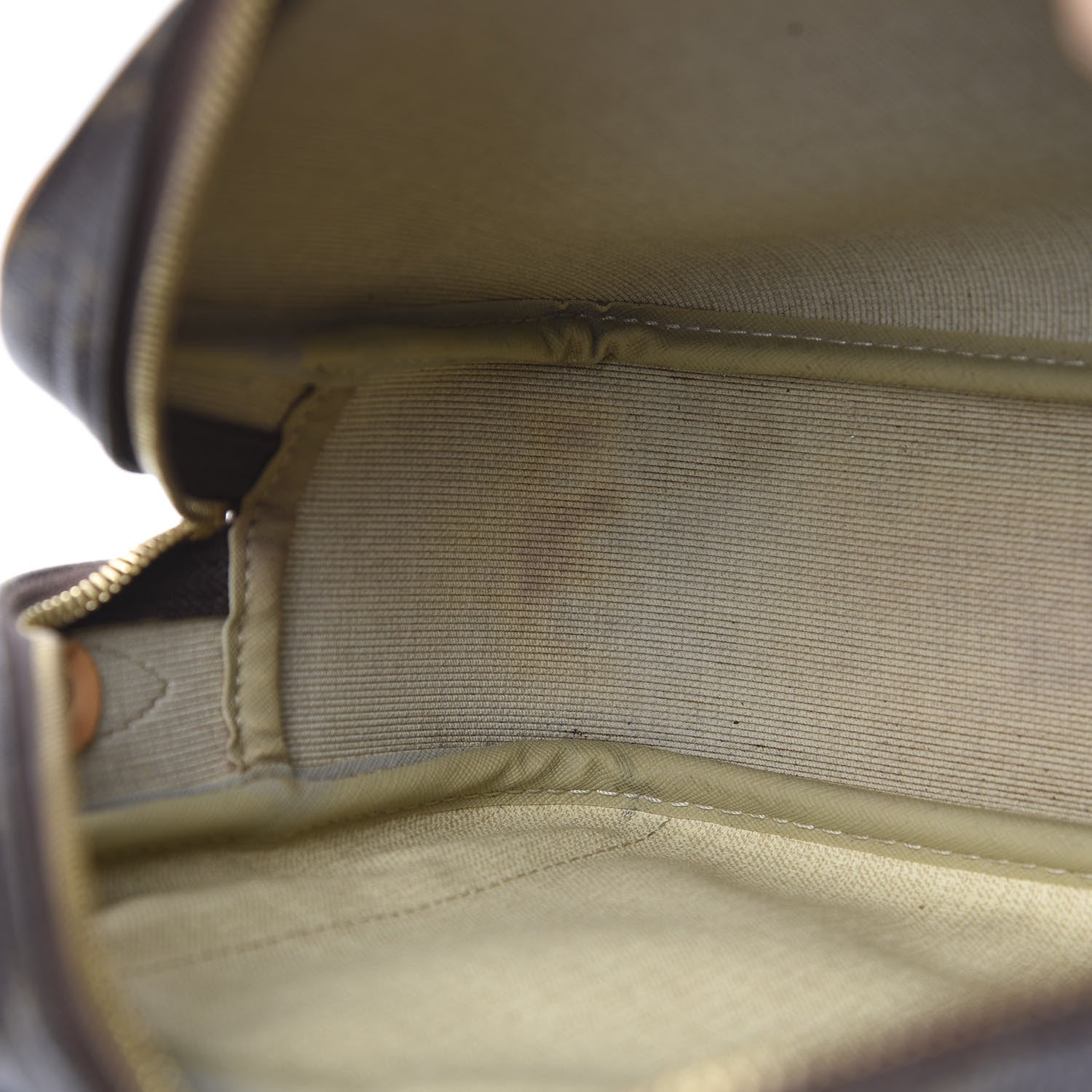 Louis Vuitton Monogram Reporter PM 8 of 14