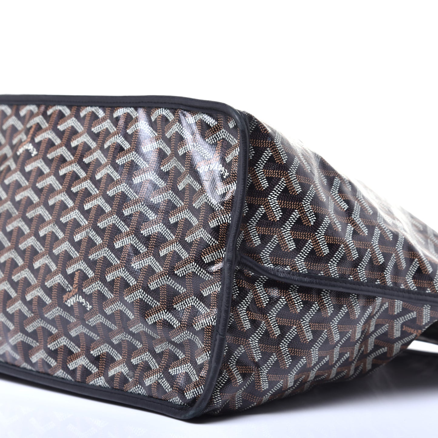 Goyardine Reversible Anjou GM Black