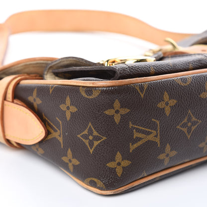 Louis Vuitton Monogram Hudson PM 8 of 21