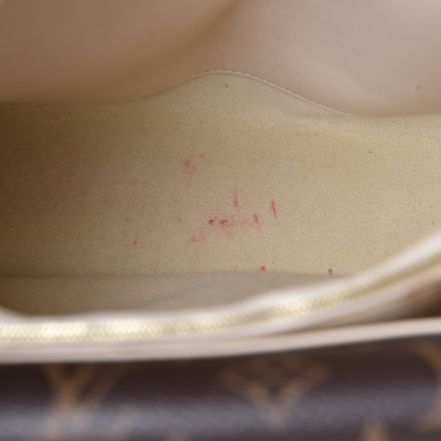 Louis Vuitton Grained Calfskin Monogram Double V Creme 12 of 13