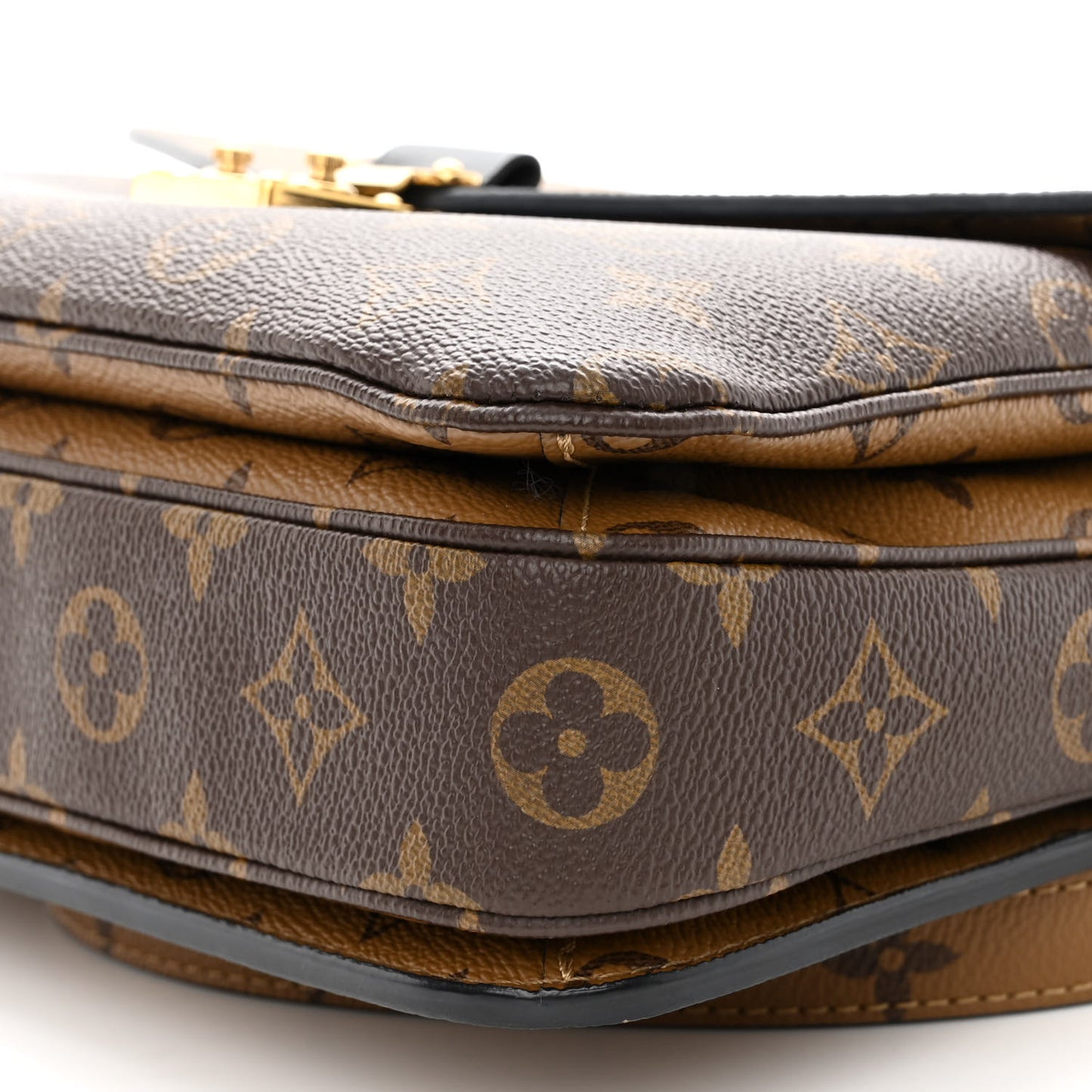 Reverse Monogram Pochette Metis