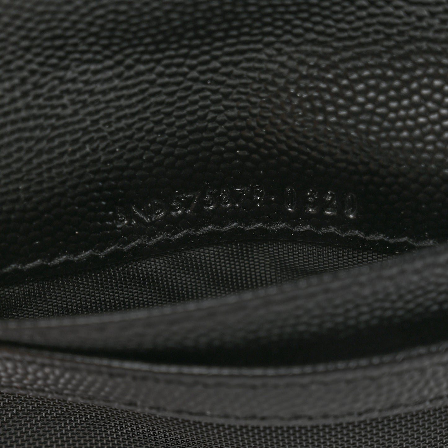 Grain De Poudre Matelasse Chevron Monogram Zipped Card Case Black