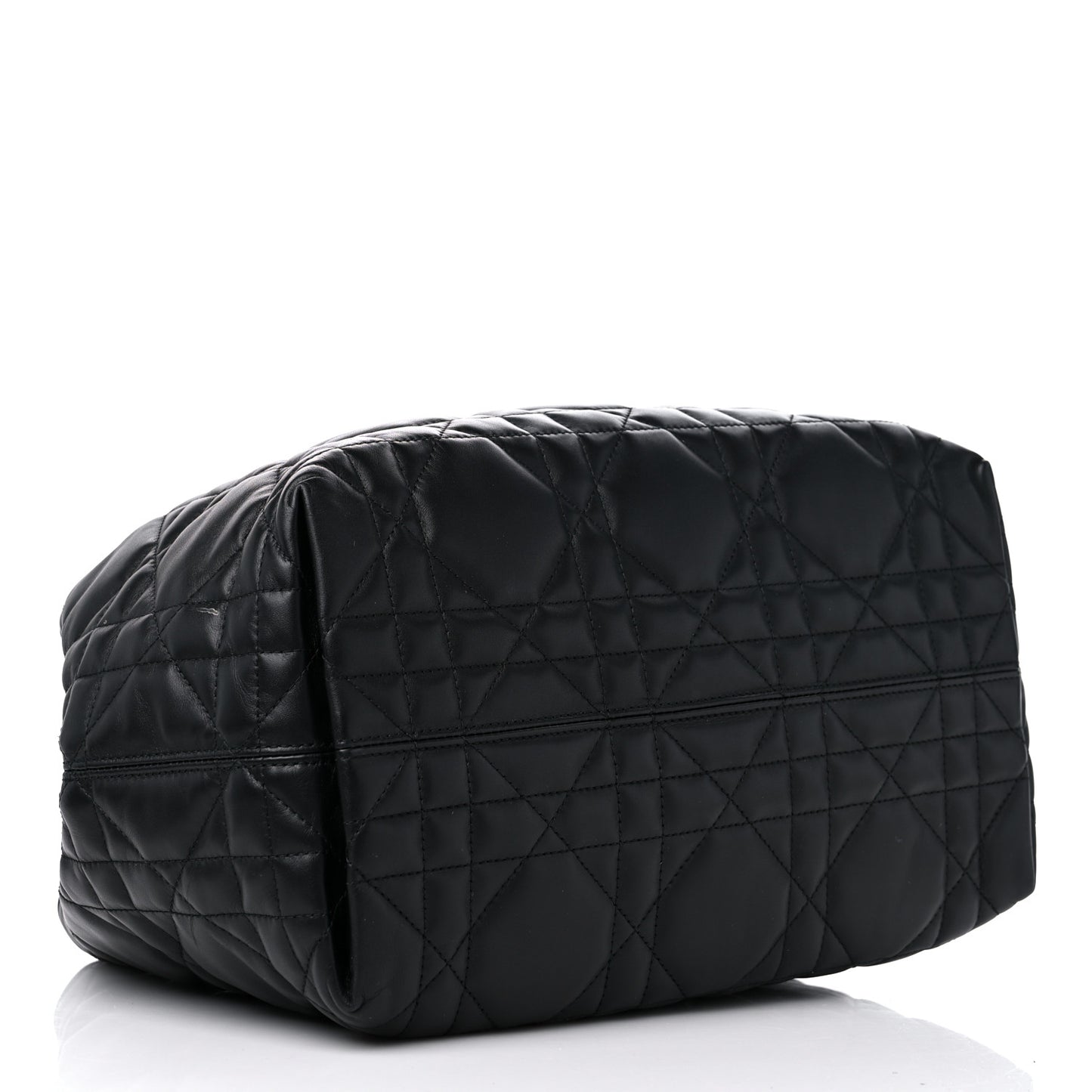 Calfskin Macrocannage Medium Toujours Black