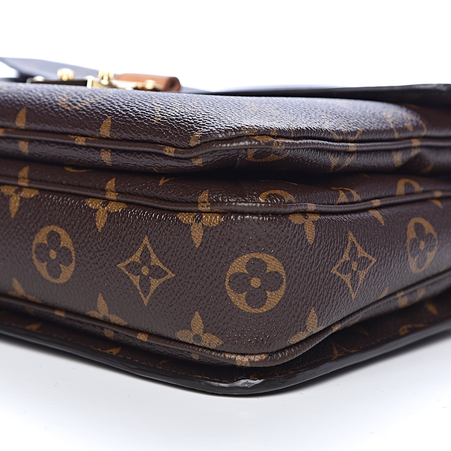 Louis Vuitton Monogram Pochette Metis 9 of 10