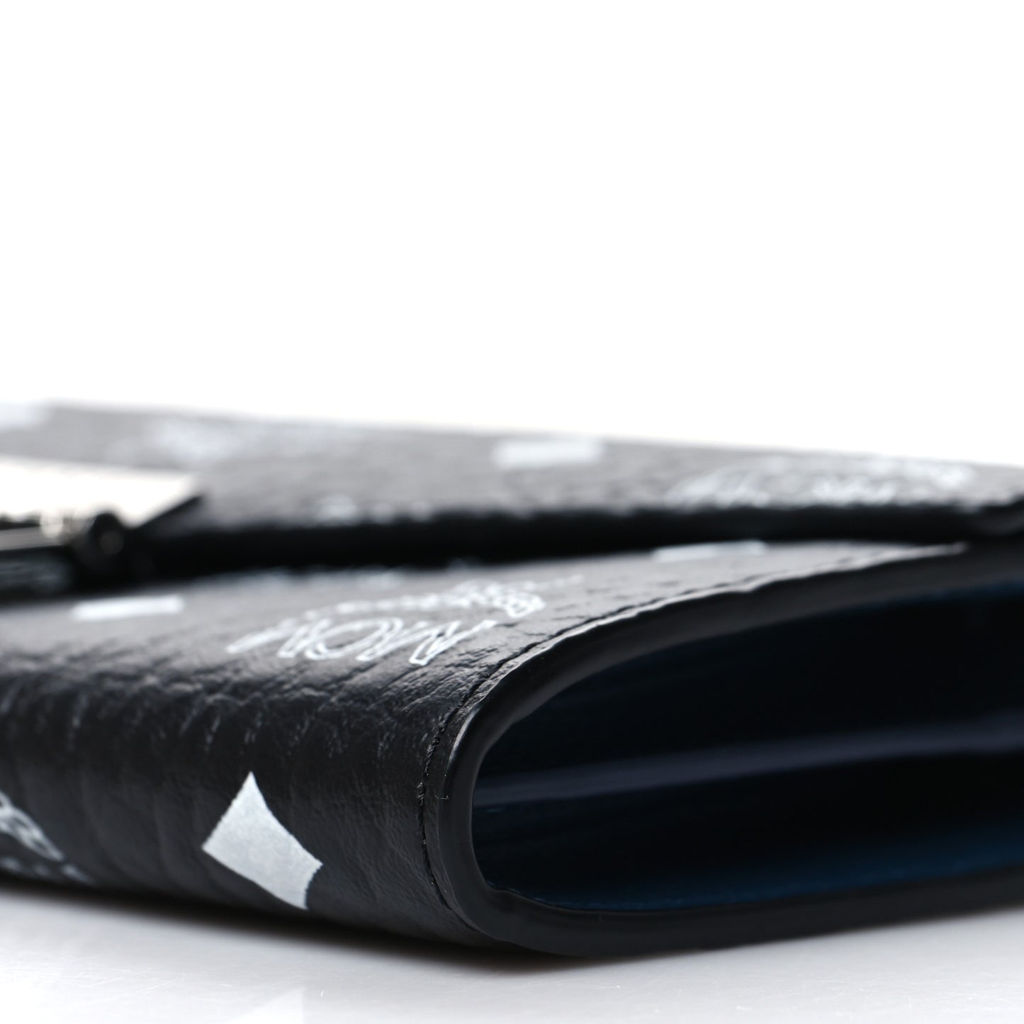 Visetos Large Patricia Wallet On Chain Black Blue