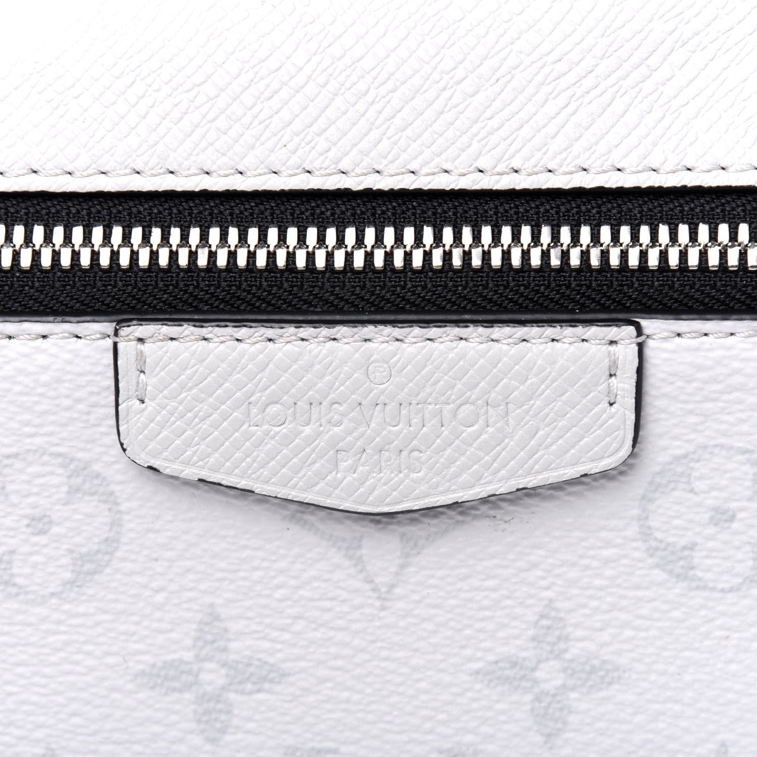 Louis Vuitton Taiga Monogram Outdoor Messenger White 15 of 15