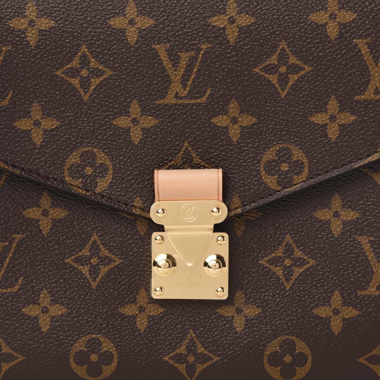 Monogram Pochette Metis