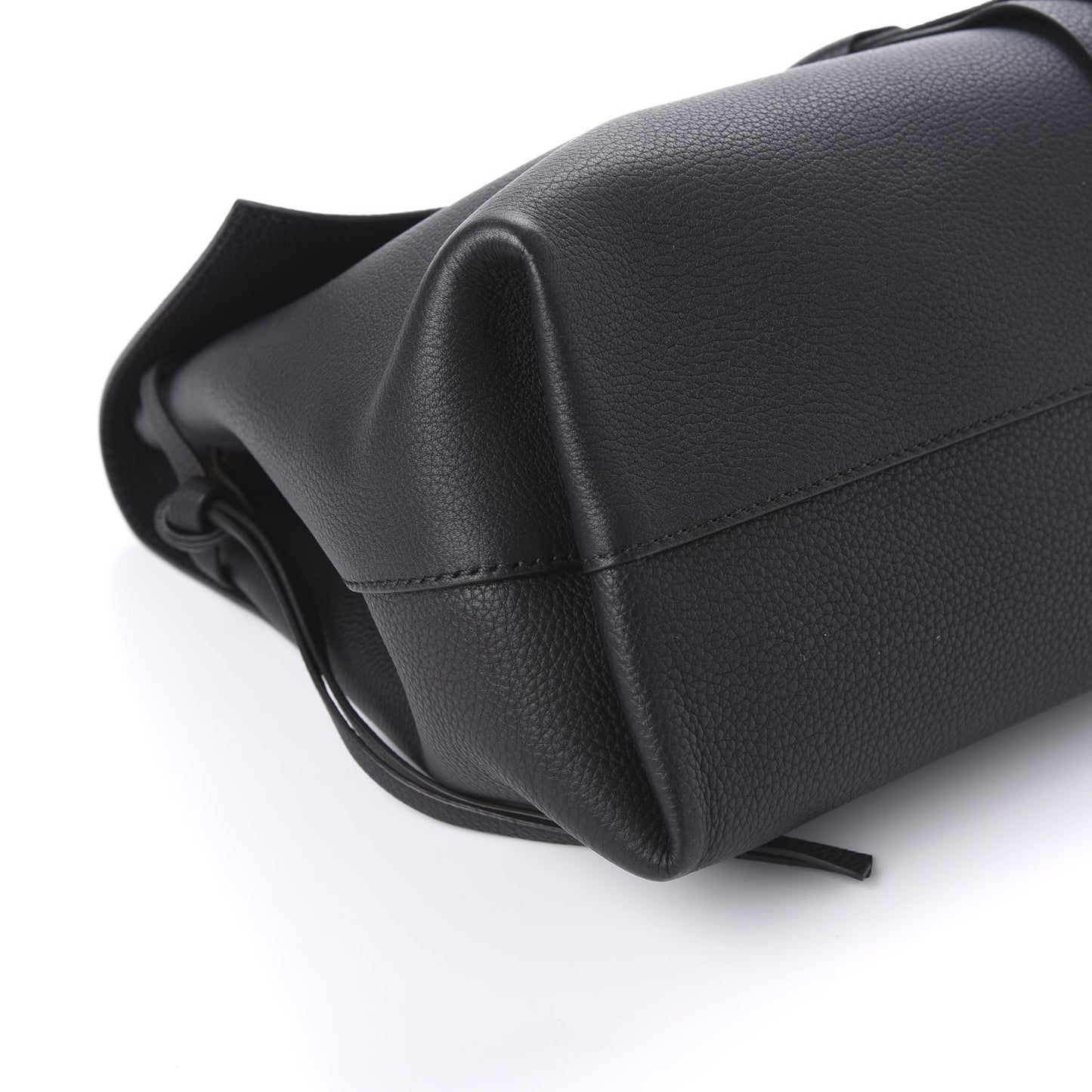 Pebbled Calfskin Large VRing Chain Shoulder Bag Black