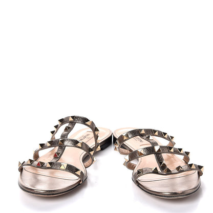 Valentino Garavani Metallic Pebbled Calfskin Rockstud Caged Flat Slide Sandals 38.5 Sasso 5 of 10