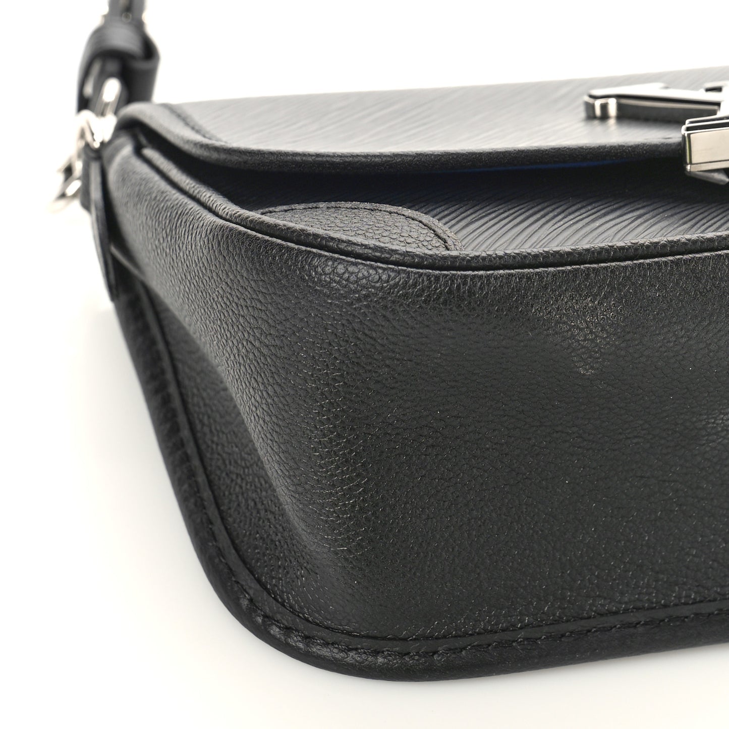 Epi Buci Crossbody Black