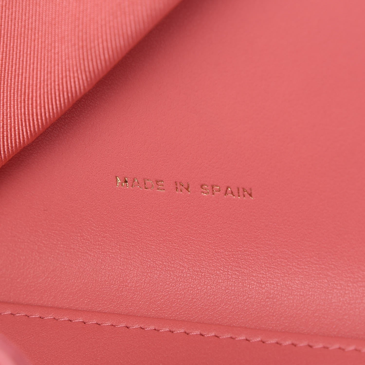 Chanel Caviar Quilted Compact Flap Wallet Pink 7 of 9