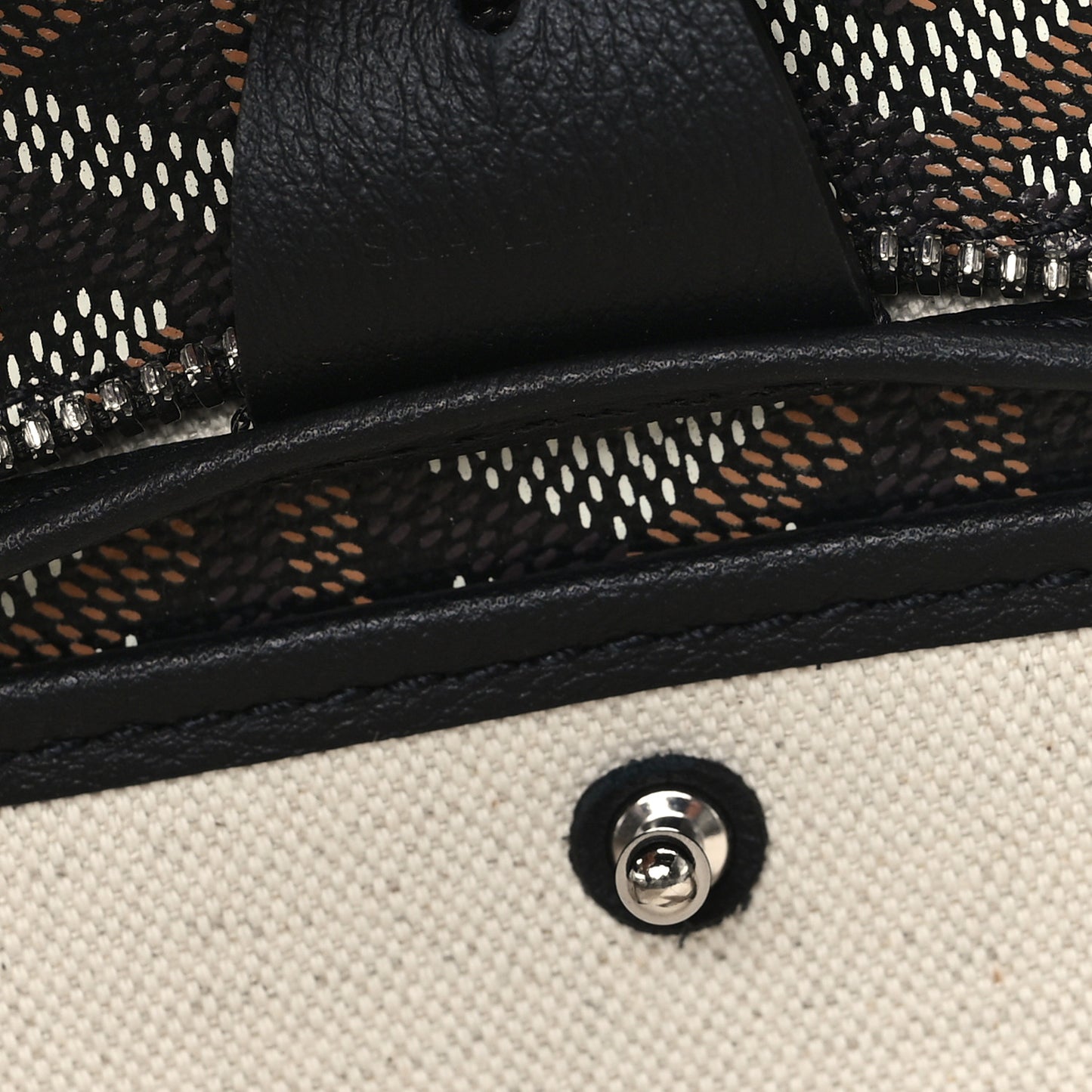 Goyardine Artois GM Black