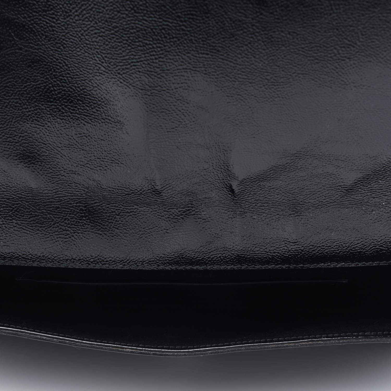 Saint Laurent Textured Patent Monogram Belle De Jour Clutch Black 3 of 4
