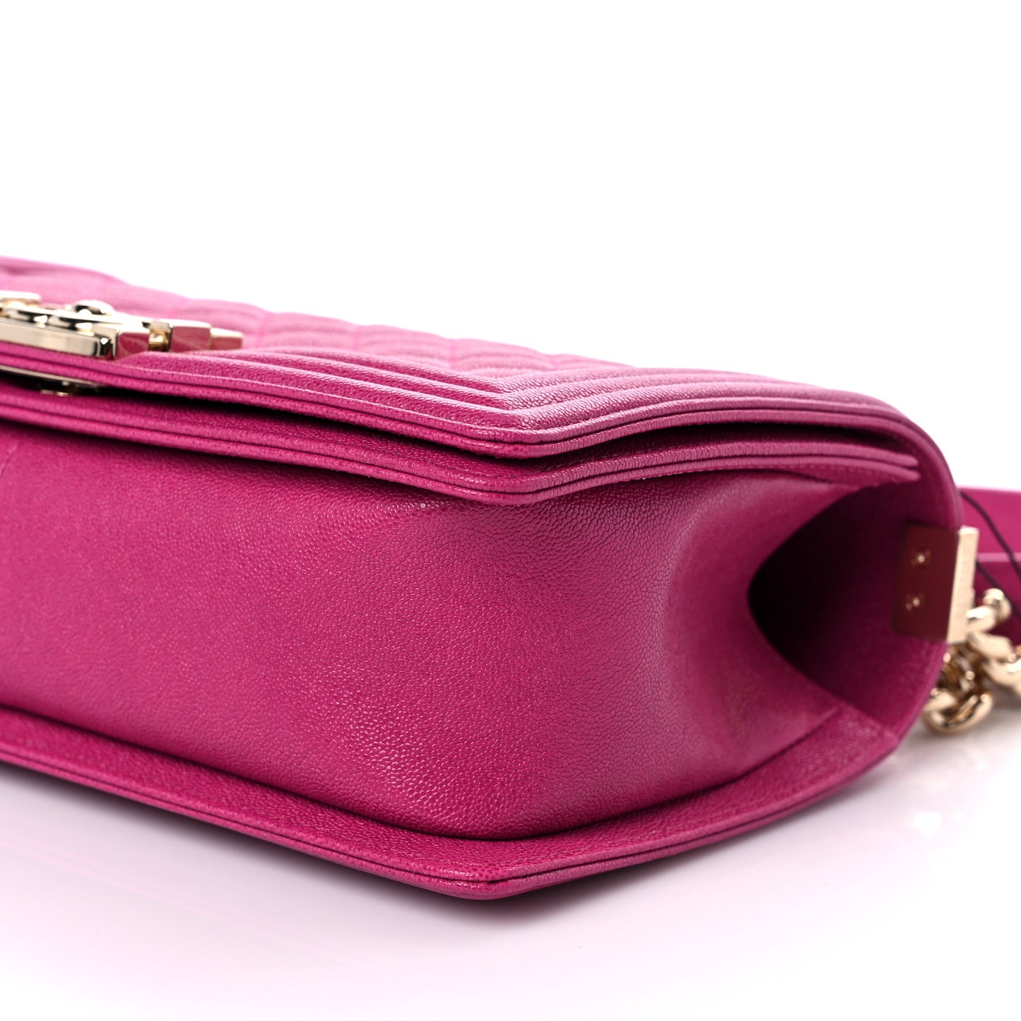 Caviar Quilted Medium Boy Flap Fuchsia