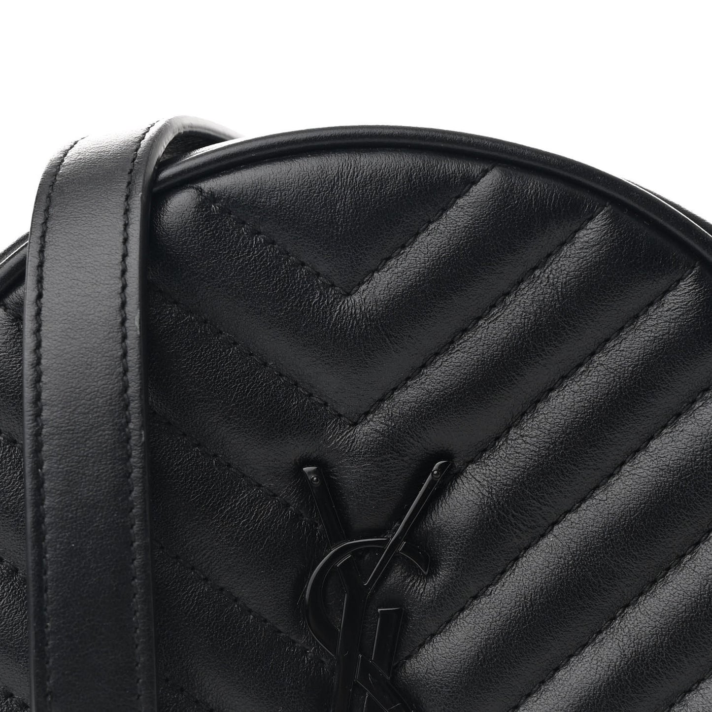 Calfskin Matelasse Chevron Round Vinyle Camera Bag Black
