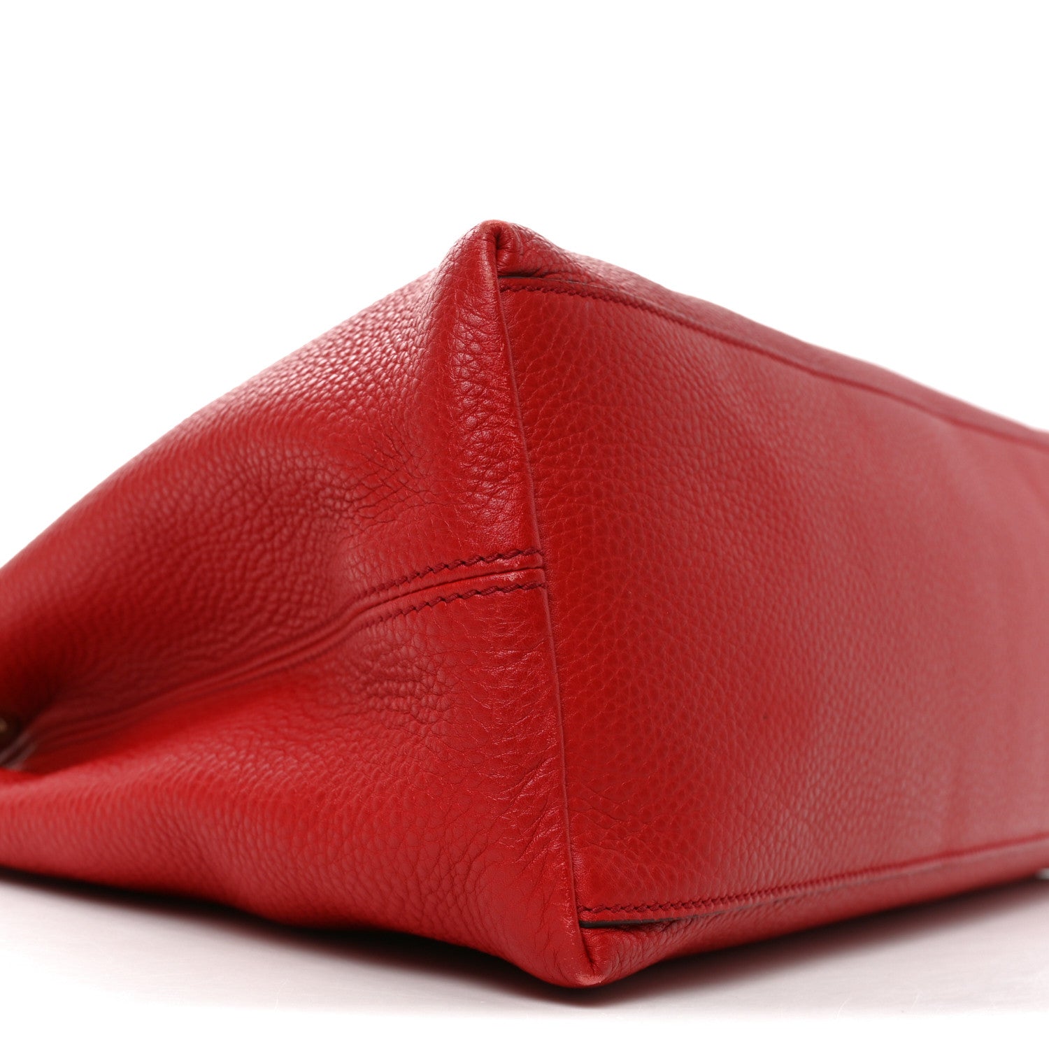 Gucci Pebbled Calfskin Medium Soho Chain Shoulder Bag Tabasco Red 17 of 19