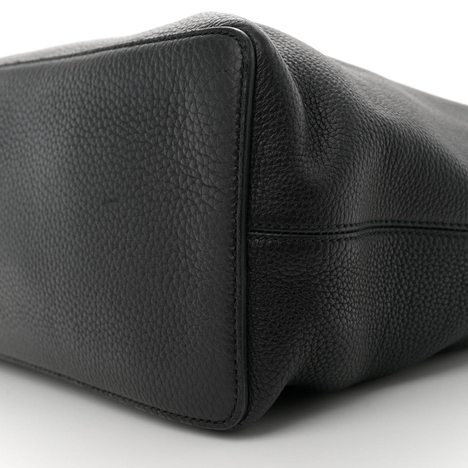 Gucci Pebbled Calfskin Large Soho Hobo Black 10 of 11