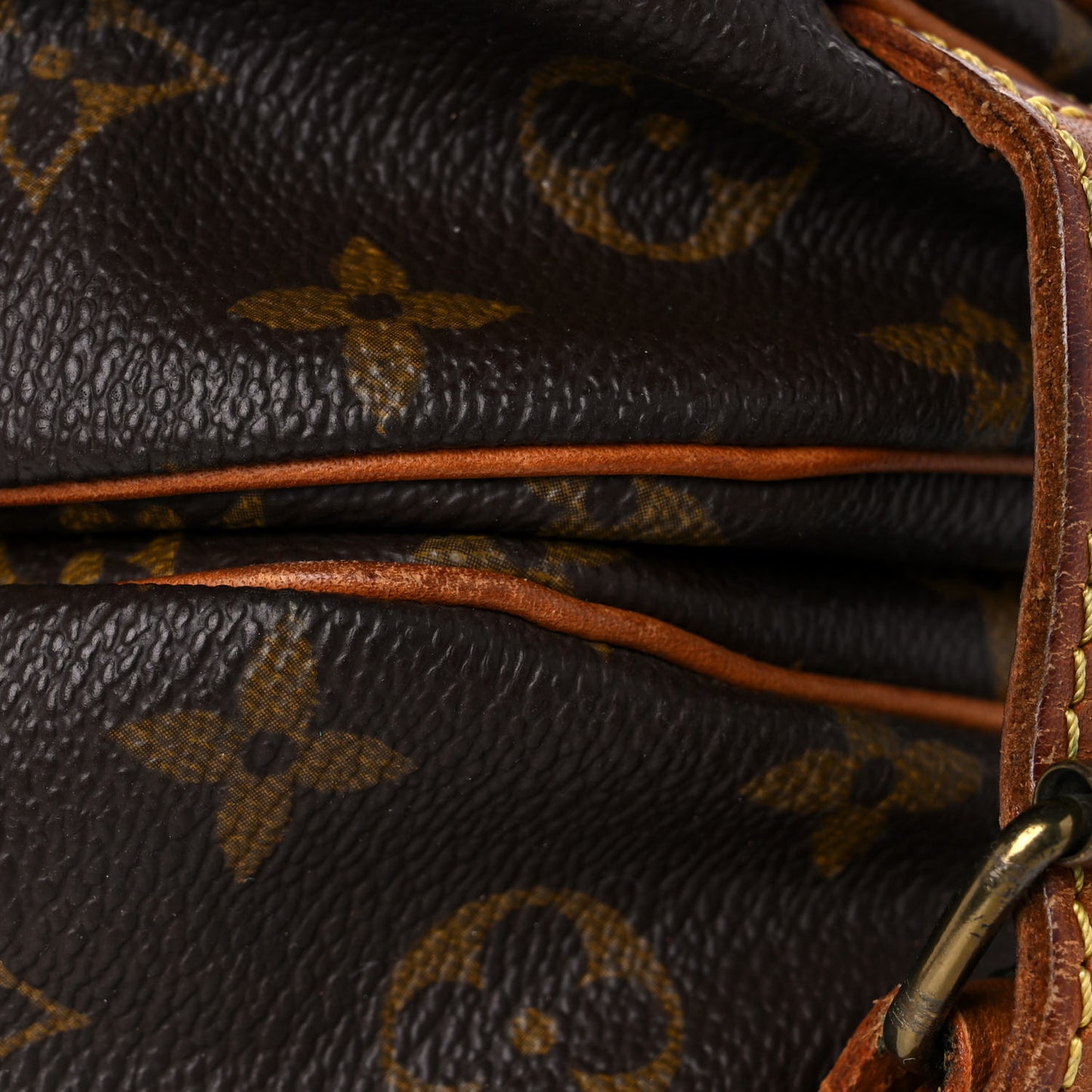 Monogram Saumur 30