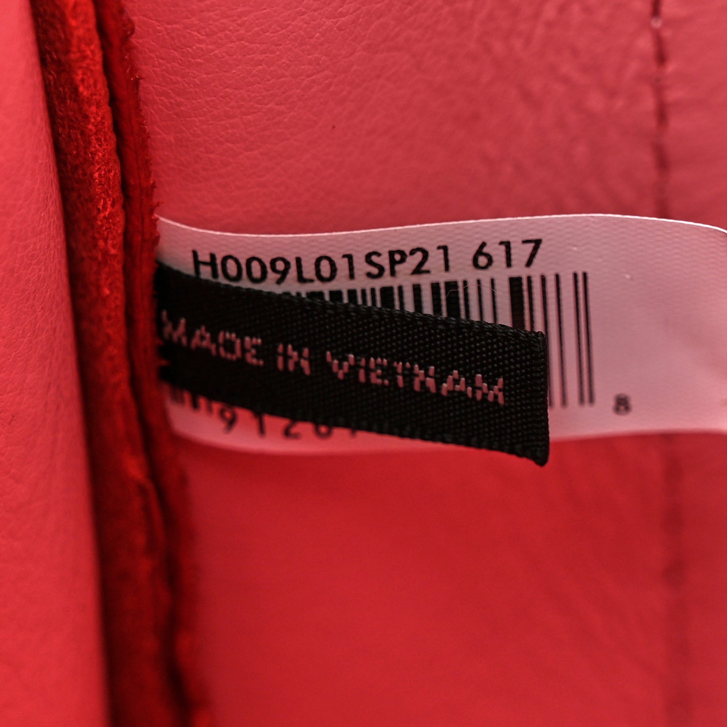 Grained Calfskin Small The Tote Bag True Red
