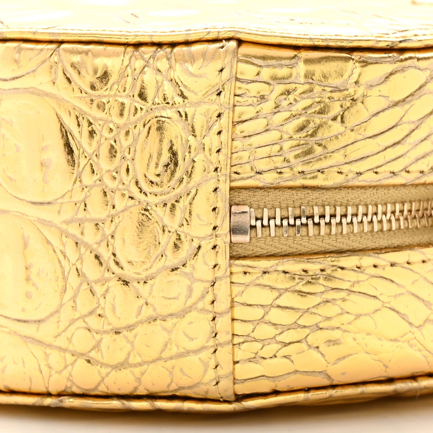 Metallic Calfskin Crocodile Embossed Cocodile Round Clutch with Chain Gold