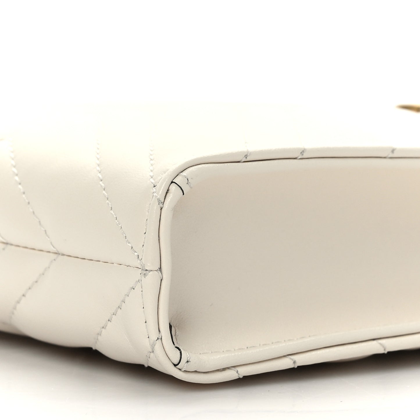 Calfskin Matelasse Chevron Mini GG Marmont Top Slip Handle Crossbody Bag Mystic White