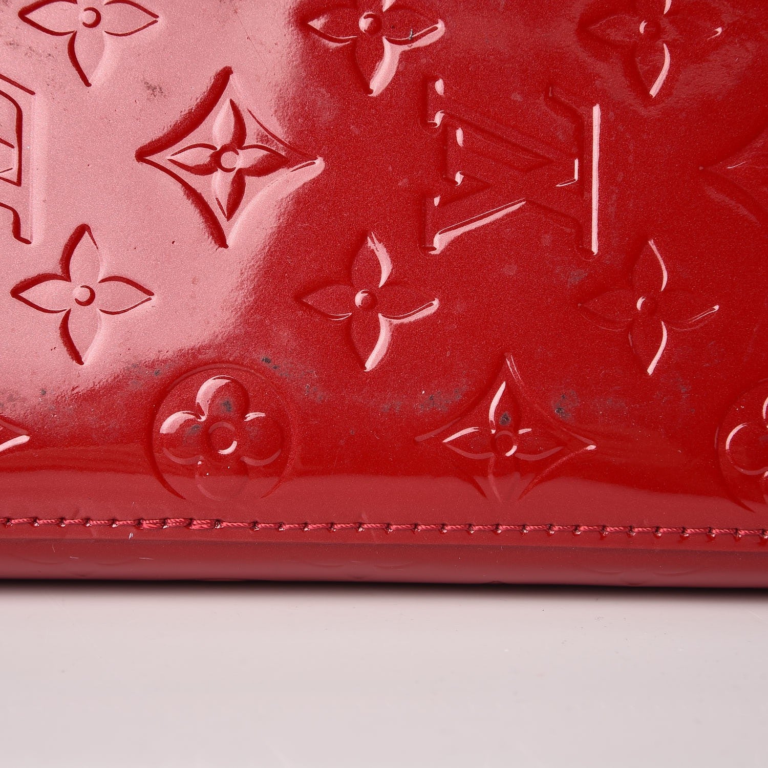 Louis Vuitton Vernis Bellevue GM Pomme D'Amour 12 of 12