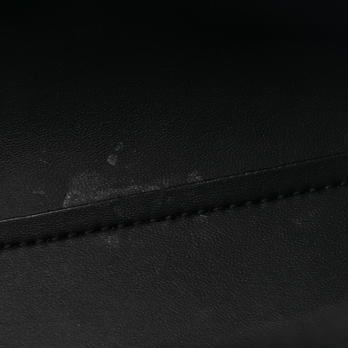 Semi Shiny Calfskin Crocodile Embossed Neo Classic Black Hardware S City Black