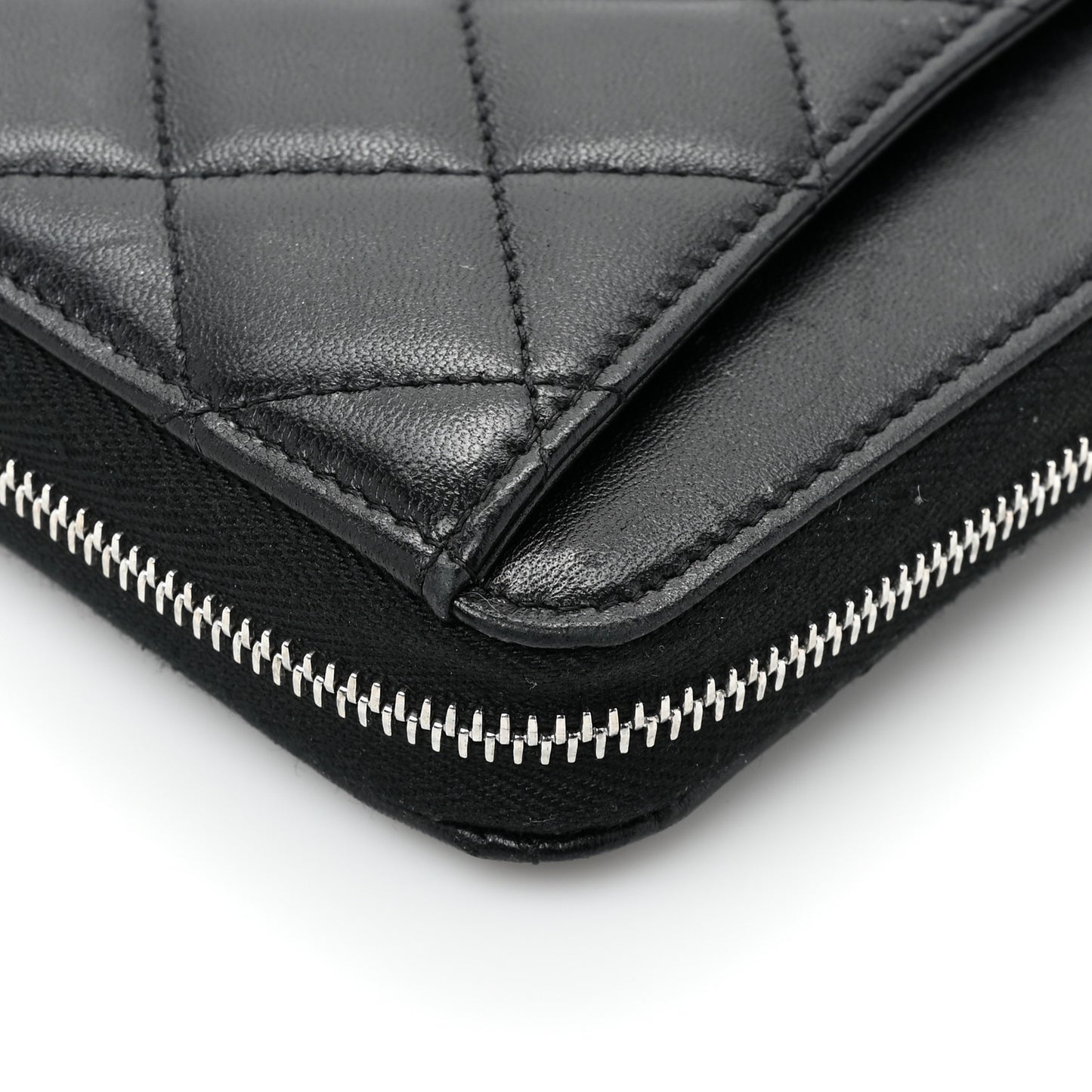 Lambskin Quilted Large Gusset Zip Around Wallet Black