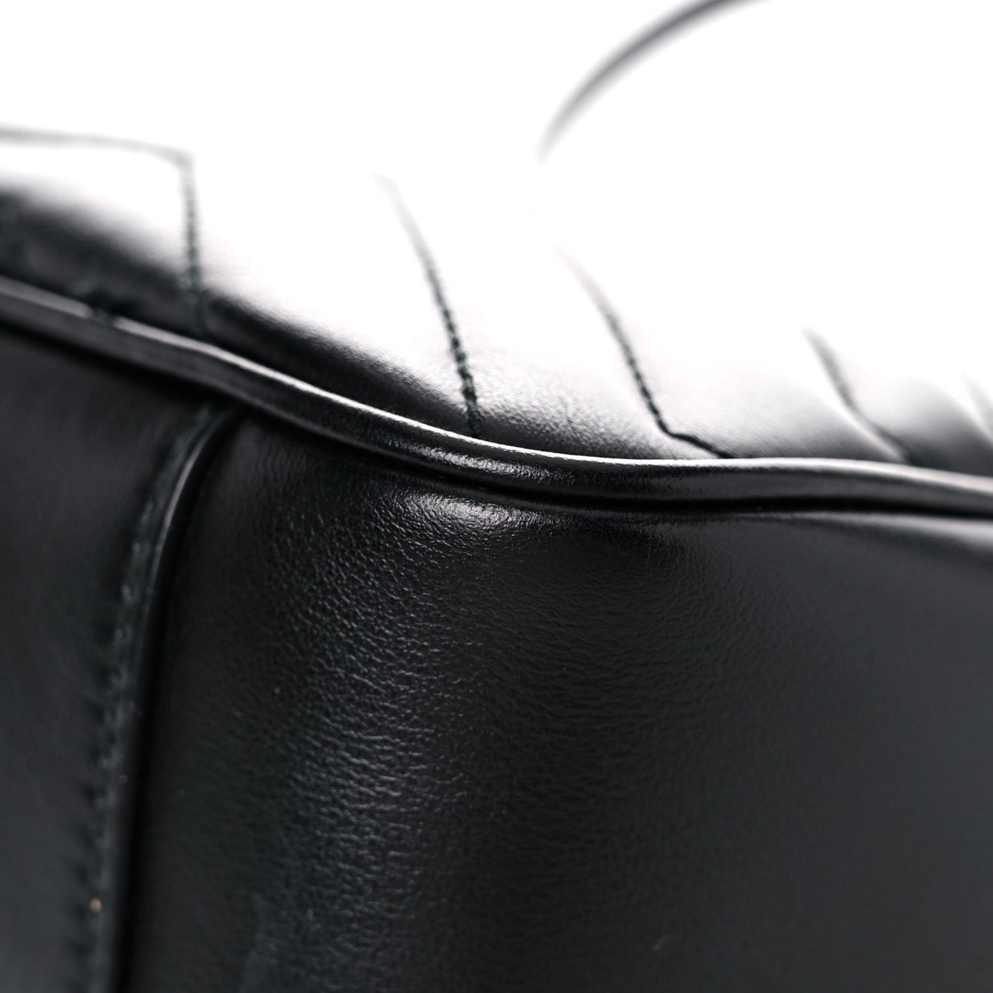 Calfskin Matelasse Small GG Marmont Shoulder Bag Black