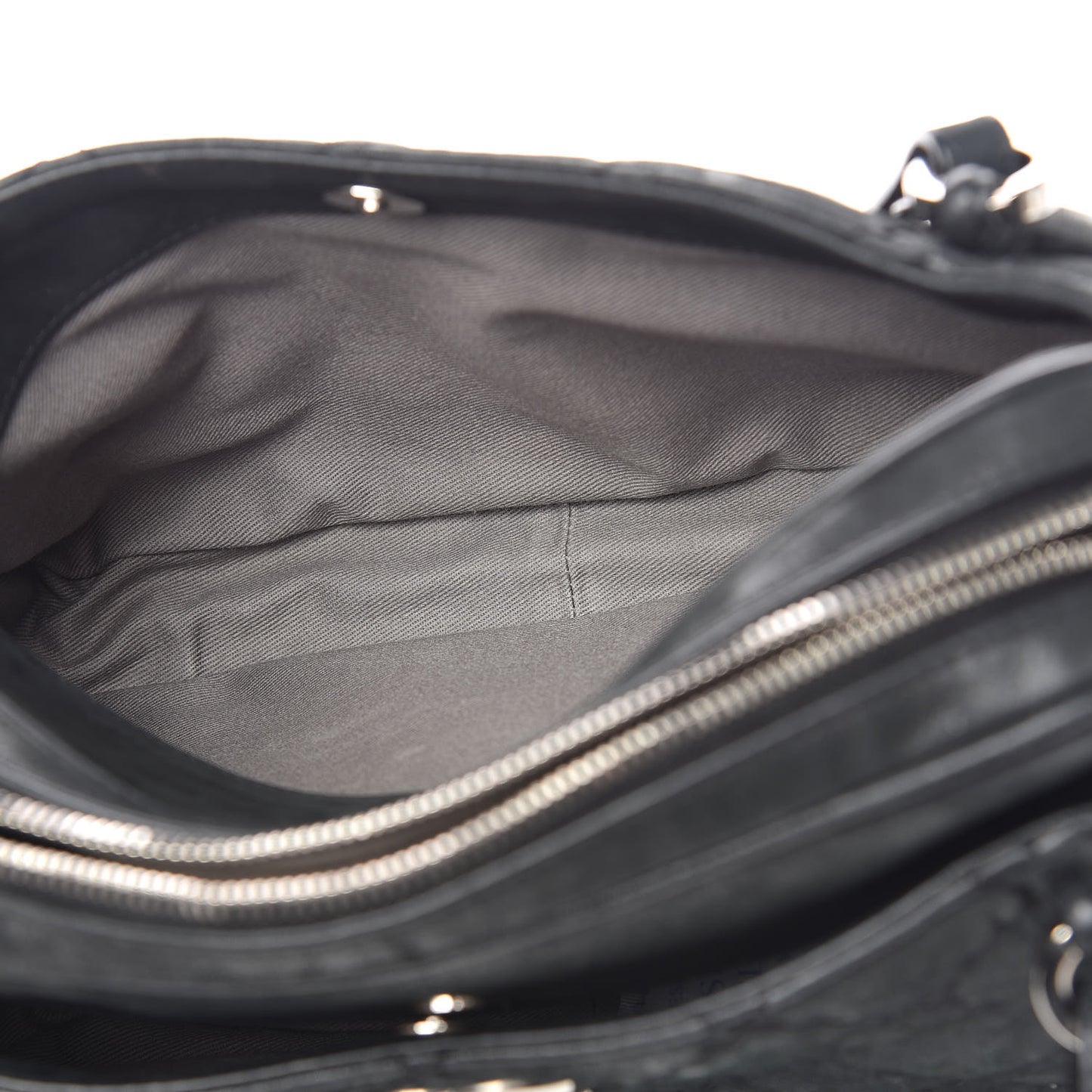 Iridescent Calfskin Quilted Relax CC Camera Case Black